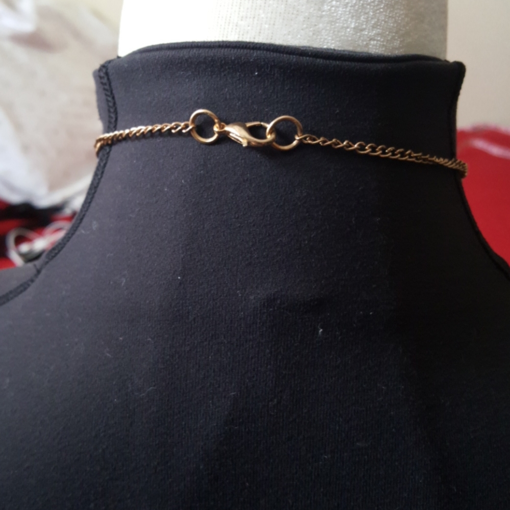 Necklace - Picture 4 of 5